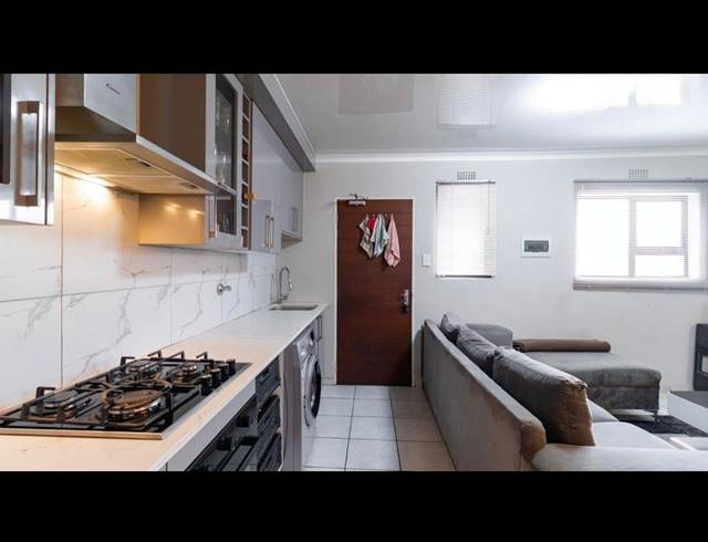 3 BEDROOM APARTMENT FOR SALE IN KENLEAF